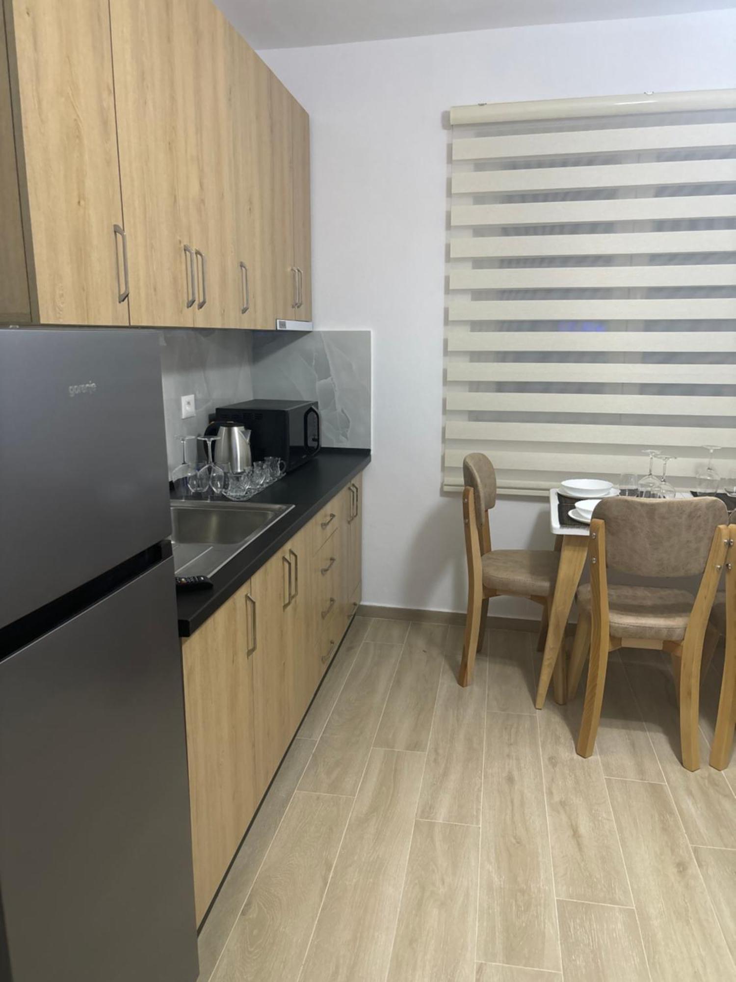 Kevi 'S Place Tirana Eksteriør billede